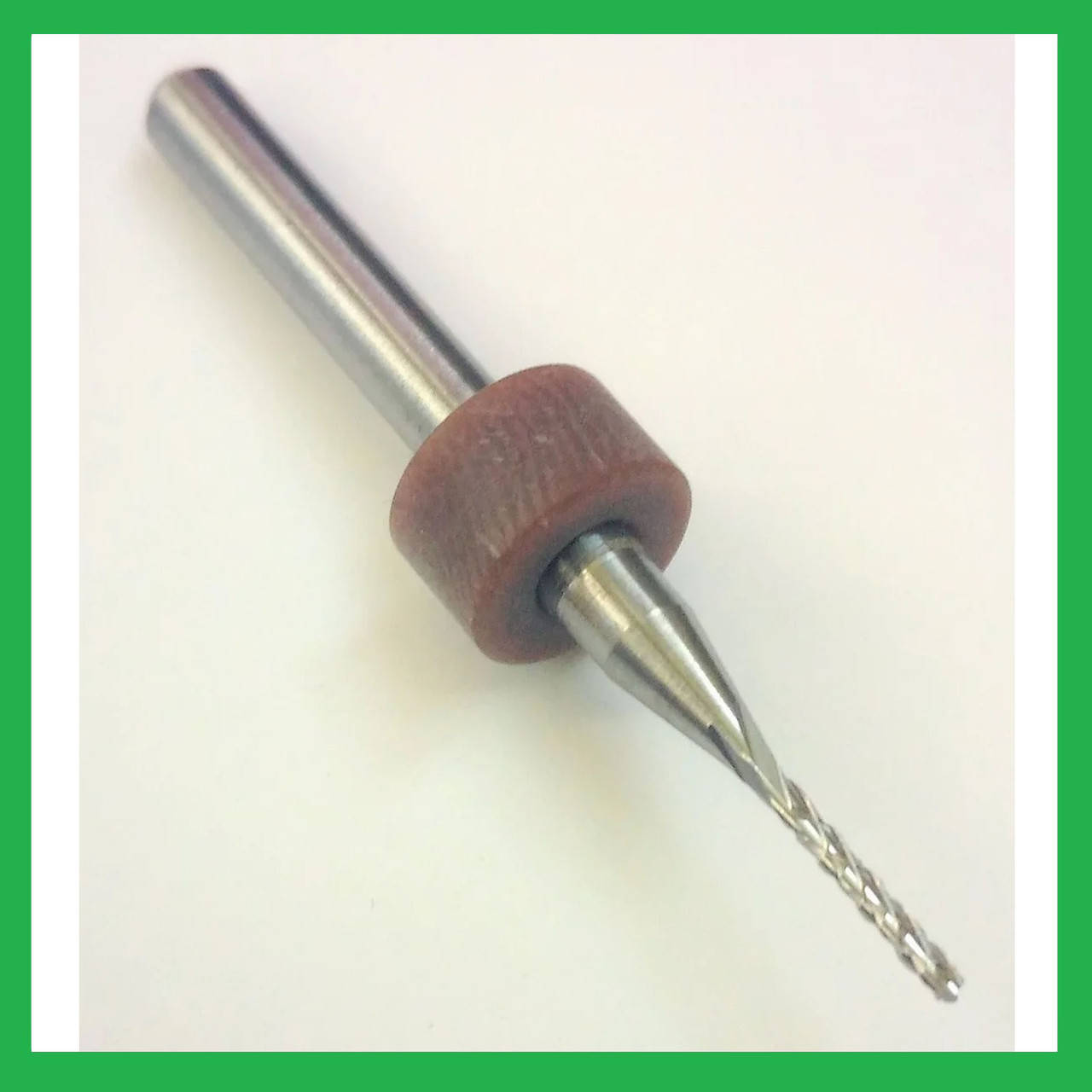 

Твердосплавная фреза 1,0 мм для стандартного раскроя (кукуруза), хвостовик: 3.175 мм