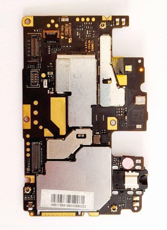 

Материнская плата Xiaomi Redmi Note 5A нерабочая б.у.