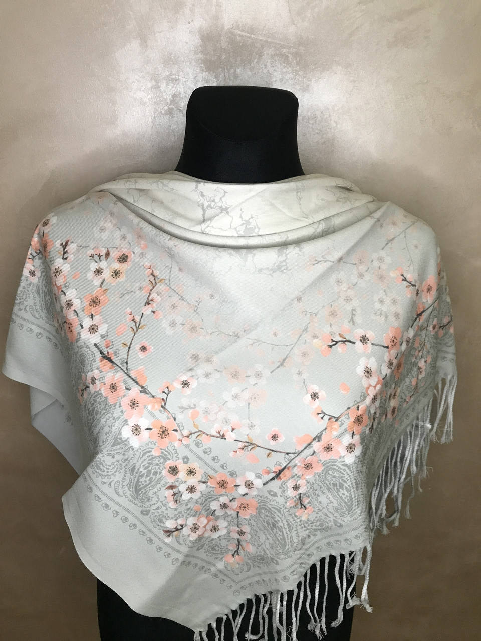 

Женский платок "Зимняя фантазия". 1x1м. Модель 10, Разные цвета