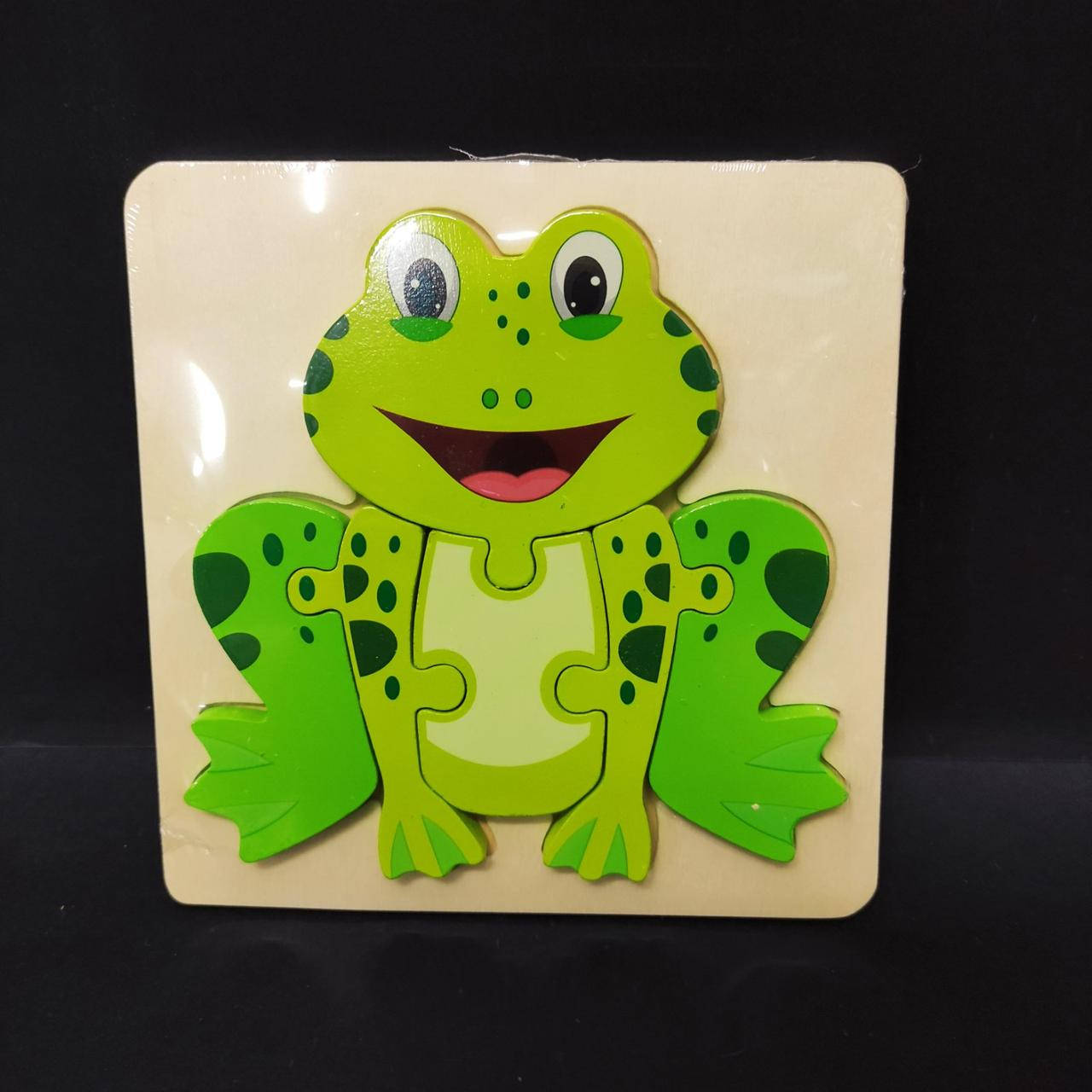 

Деревянная игрушка рамка-вкладыш пазл Лягушка MD 1771