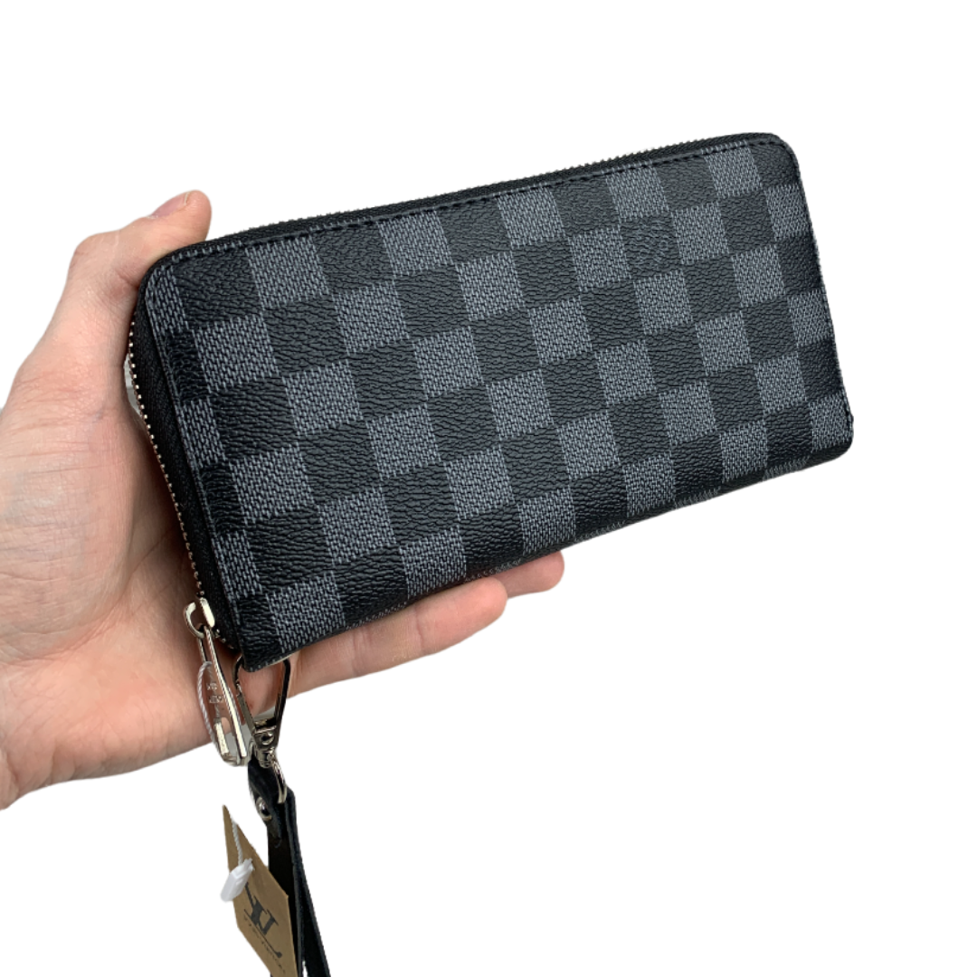 

Мужской клатч Louis Vuitton, Серый