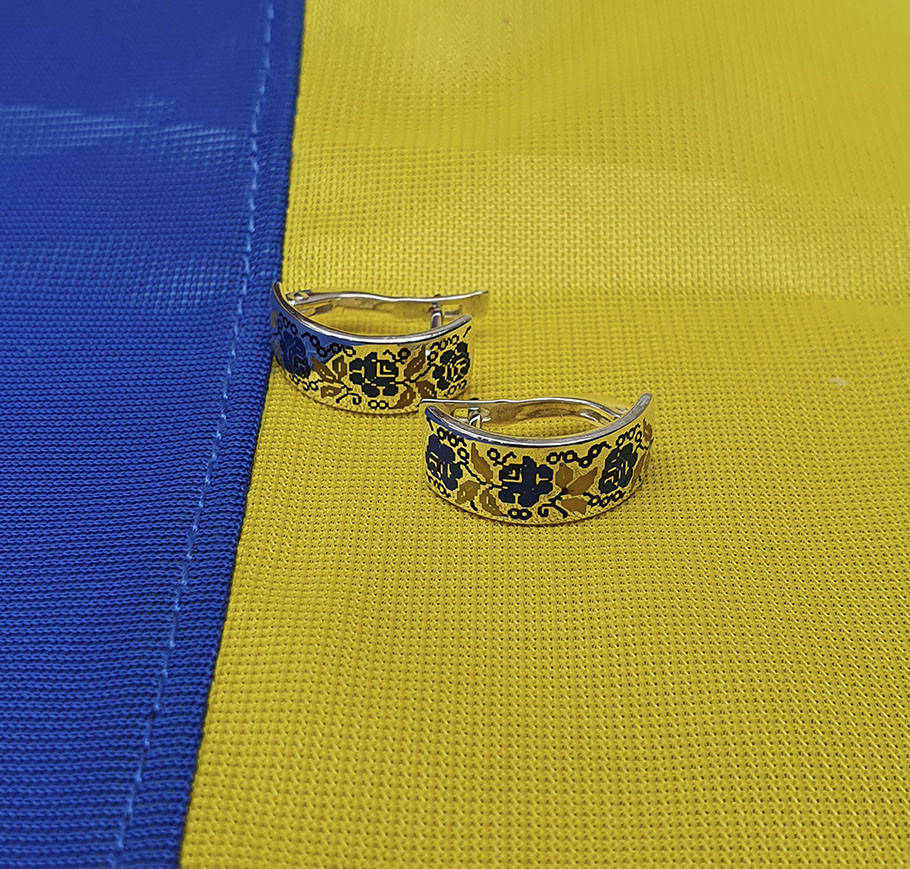 

Серьги Вышивка