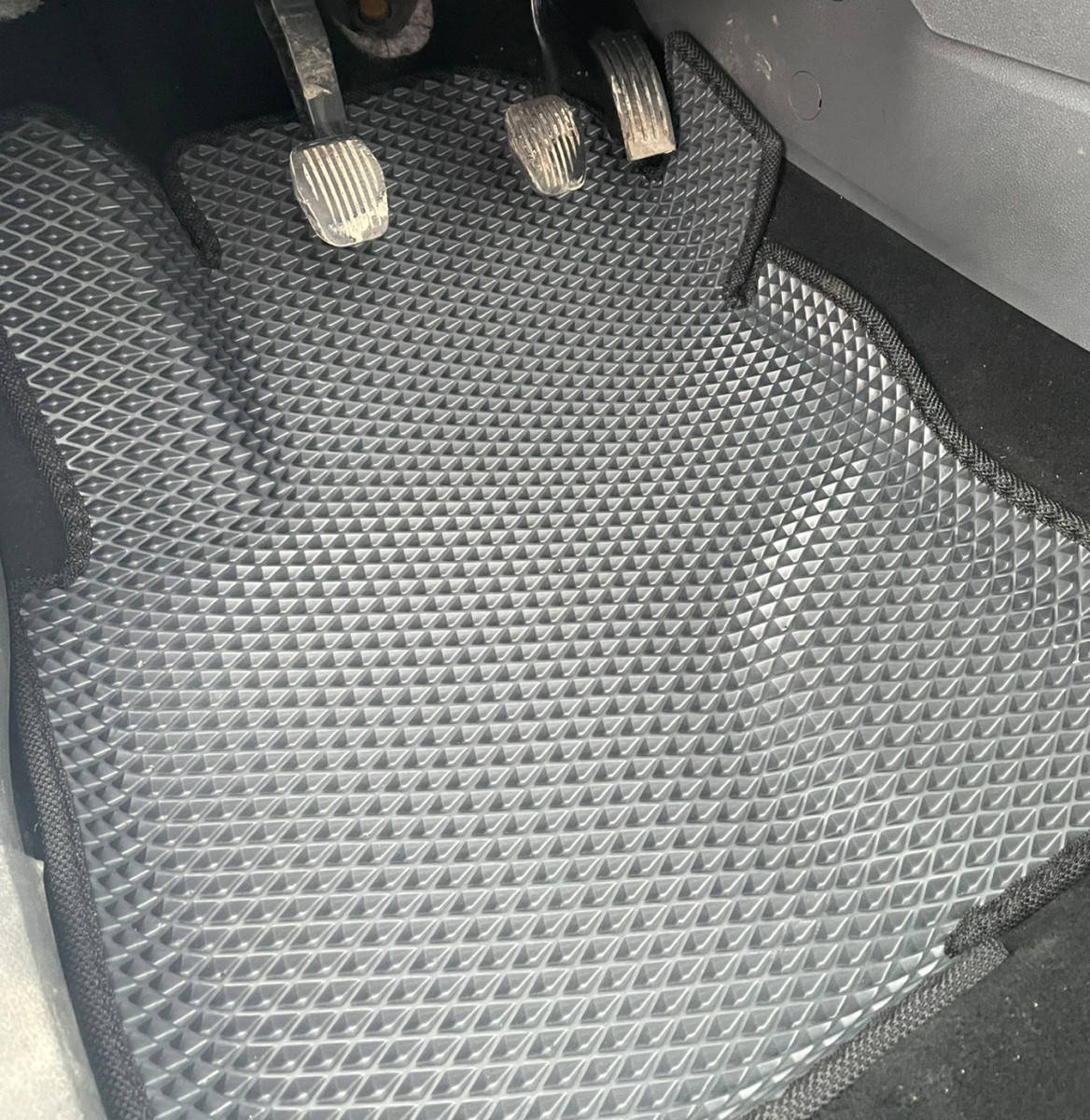 

3D eva коврики с бортами для Mitsubishi Pajero Sport 1996-2008