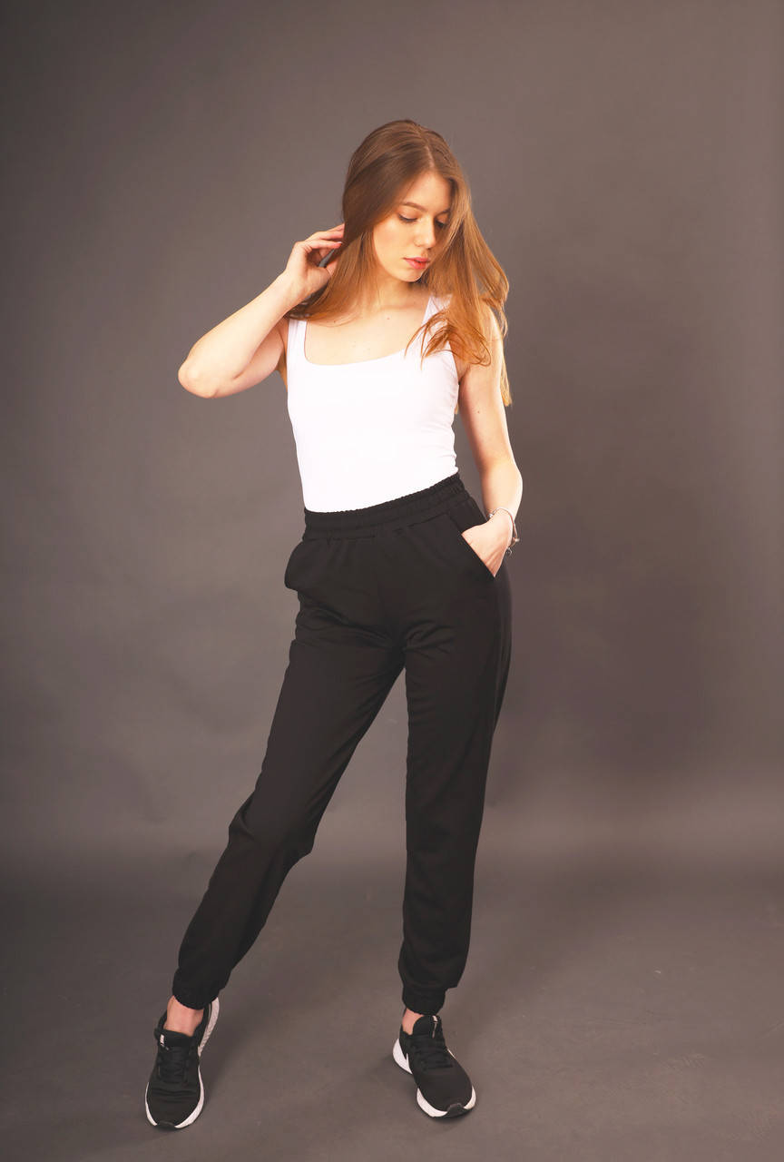 

Штаны джоггеры женские черные из двунитки на резинке 42, 44, 46, 48, Черный