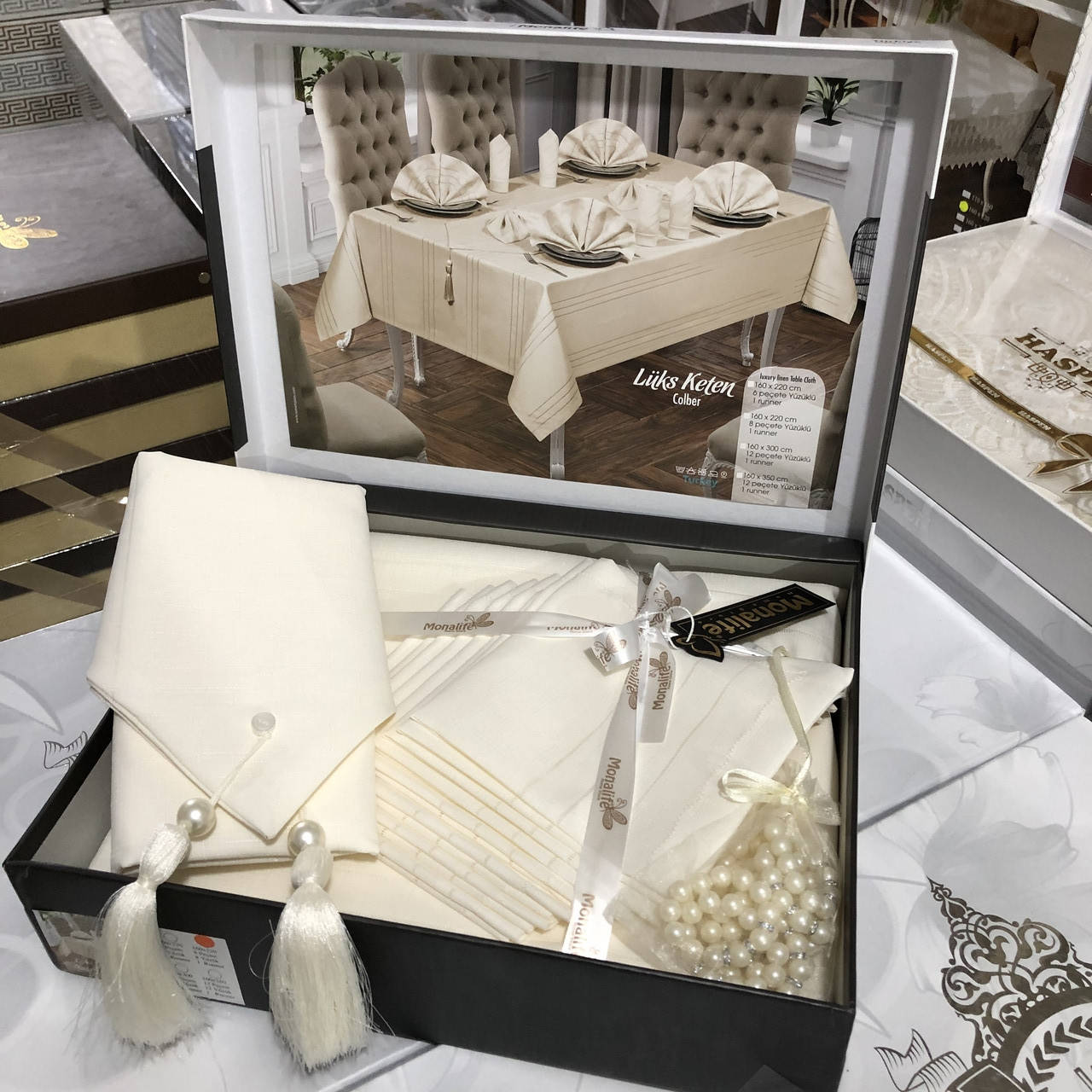 

Скатерть с салфетками Monalife Lux Crem 160-220 см