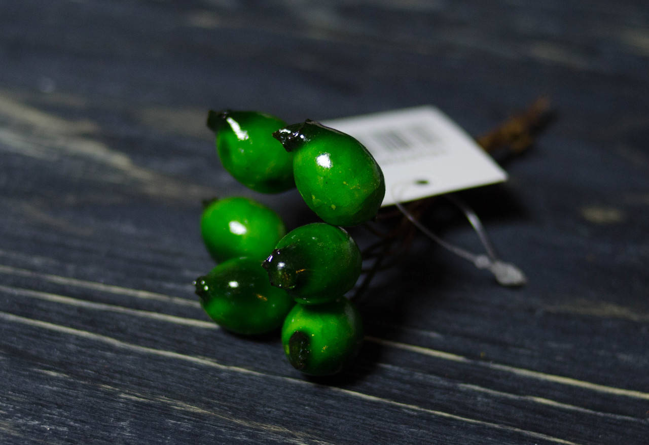 

Искусственные ягоды облепихи 6 шт