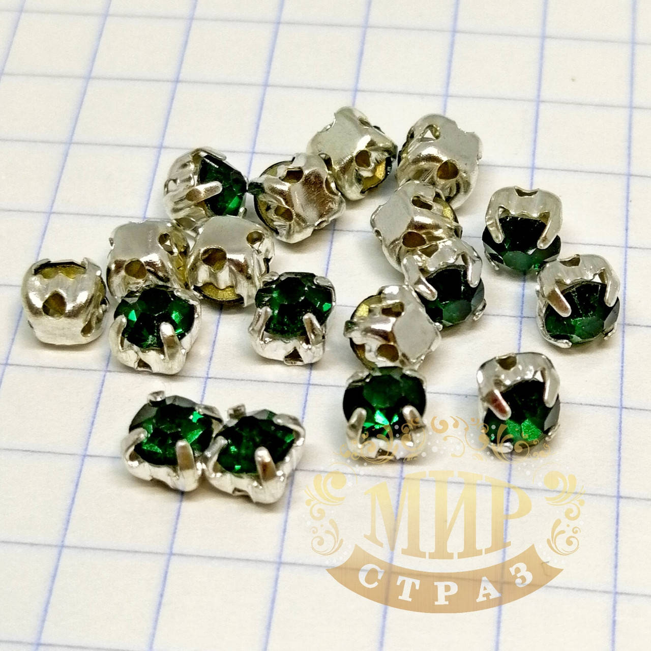 

Круглые стразы чатоны в серебряных цапах, размер 4мм, цвет Emerald, 1шт, Красный