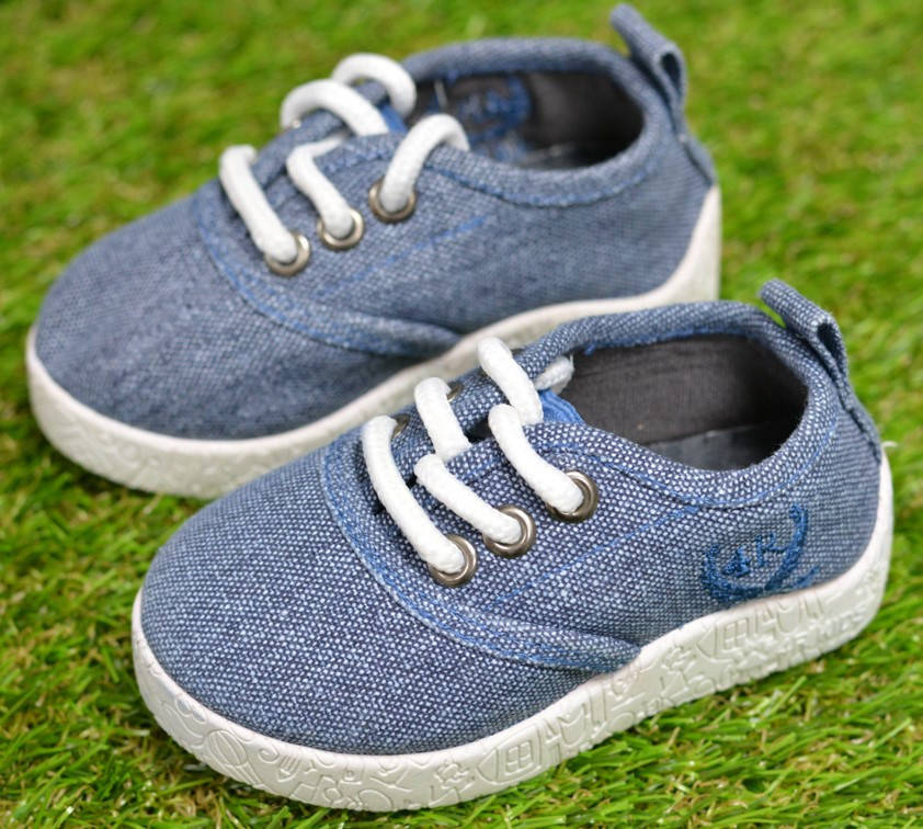 

Детские кеды мокасины джинсовые на мальчика синие р25-26