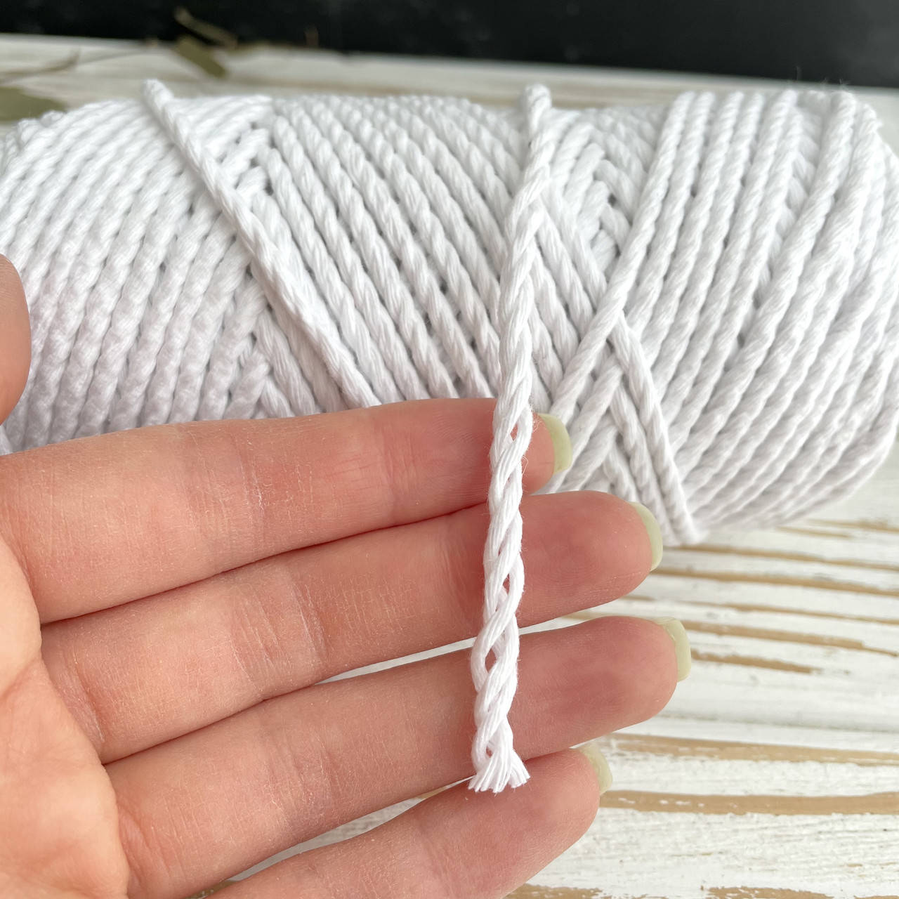 

Эко шнур Macrame Rope 2 mm, цвет Белый