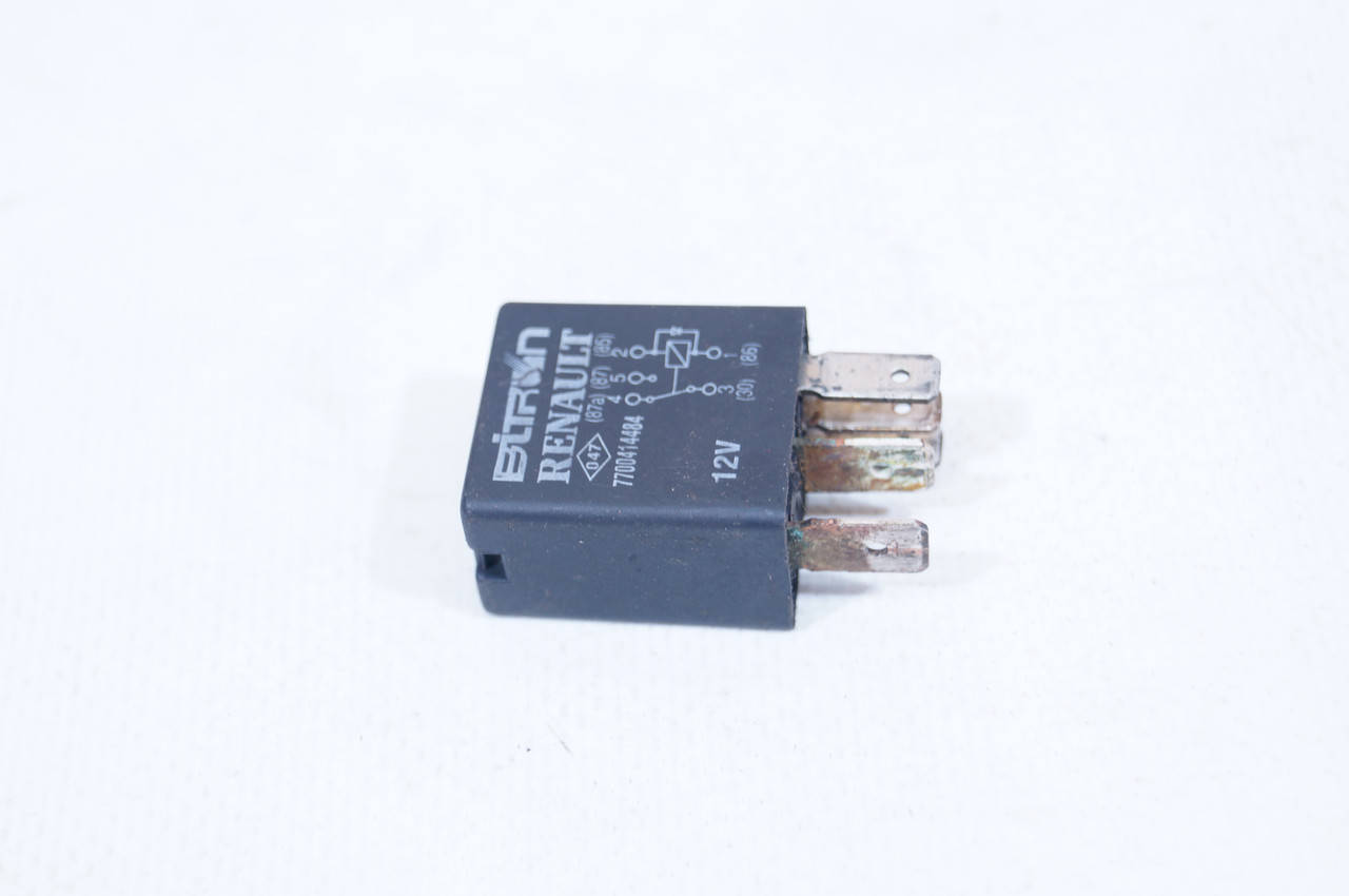 

Реле поворотов Рено Кенго. 5 pin. 7700414484 Б.У