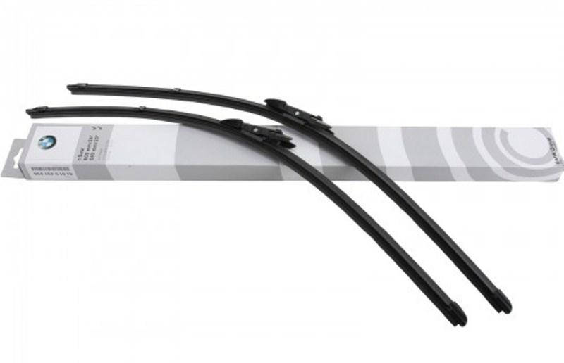 

Щетки стеклоочистителя BMW 5 (F10), передние оригинальные (61612458015)