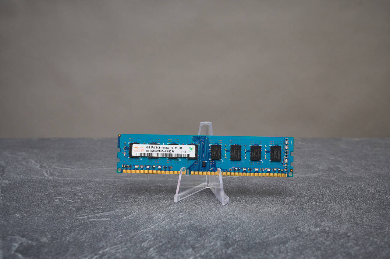 

Оперативная память SK hynix DDR3 4GB 1333MHz (HMT351U6CFR8C-H9) Б/У