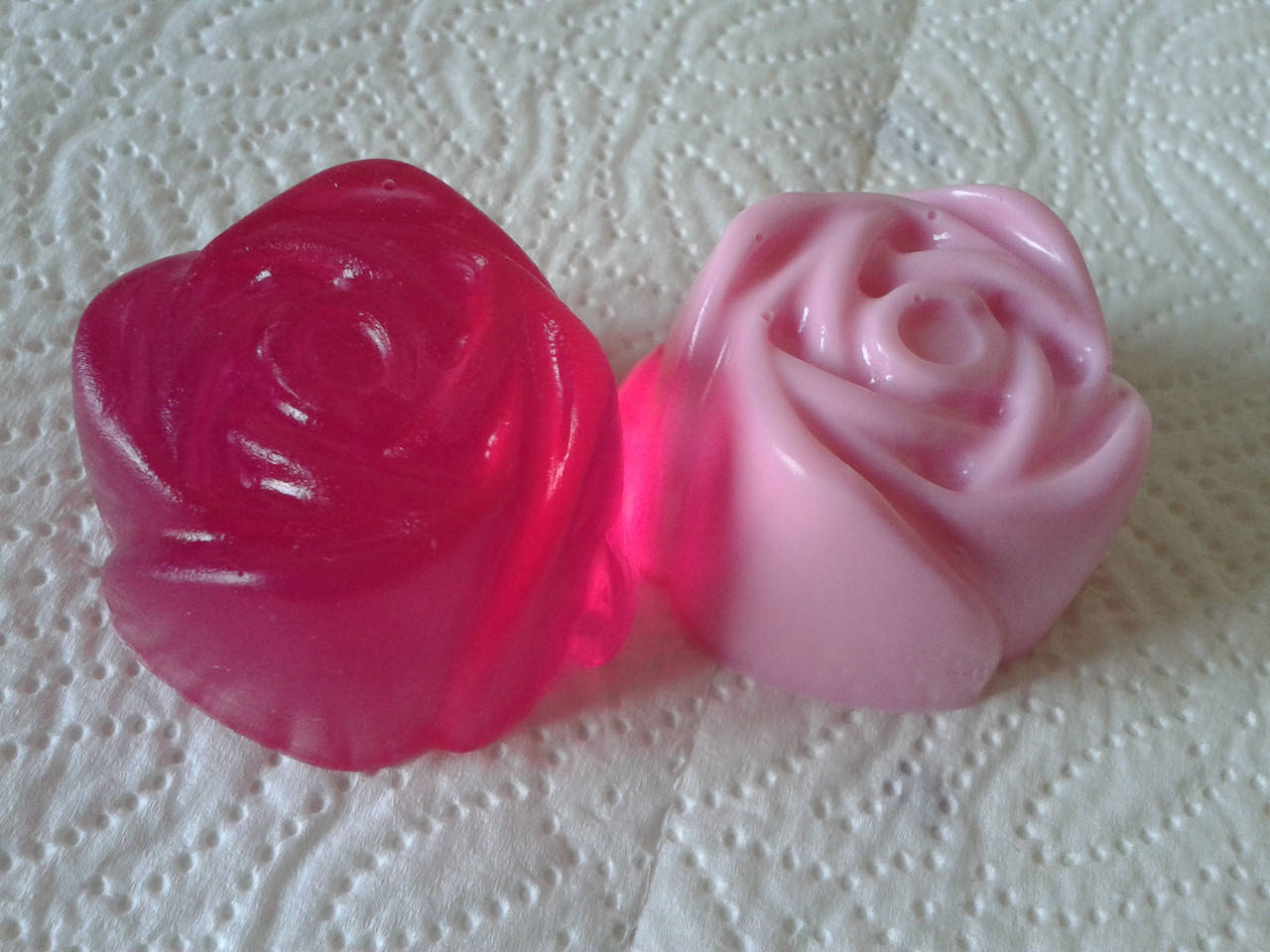 

Красители для мыла прозрачные 15 мл Малиновый