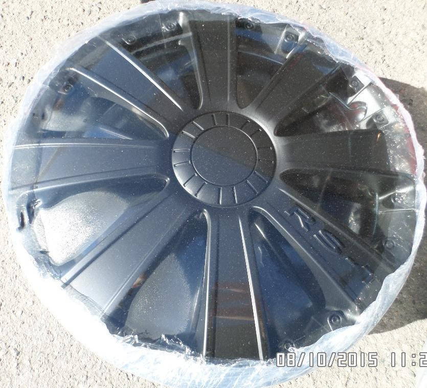 

Колпаки на колеса R 13 черные RS-T