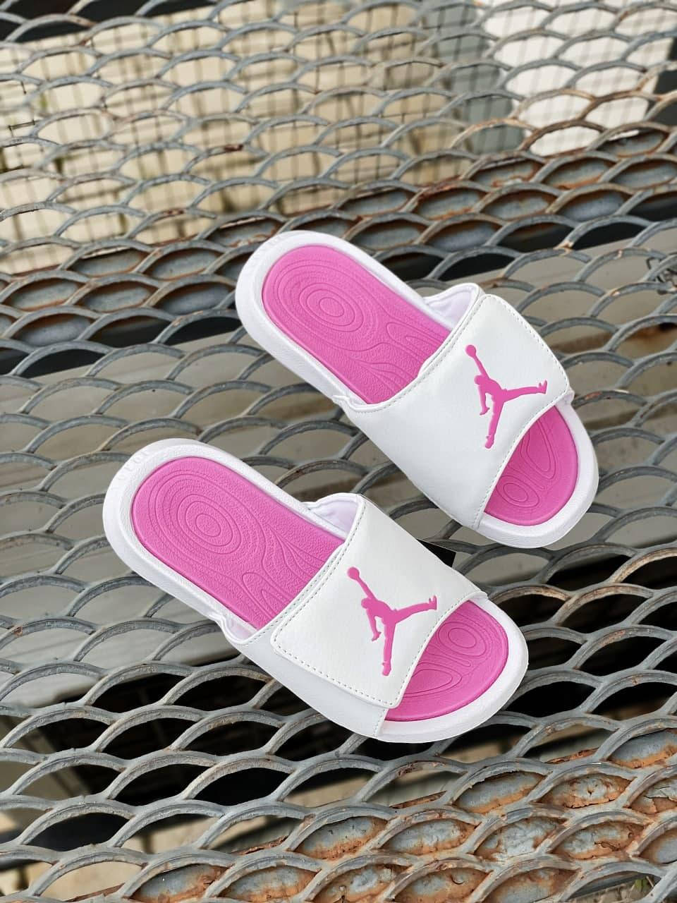 

Женские шлепанцы Jordan Hydro 6 Slides White Pink 555501-002