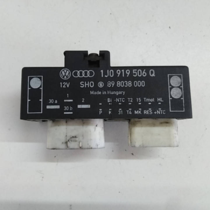 

Блок управления вентиляторами Volkswagen Golf 4, Bora, Гольф 4, Бора. 1J0919506Q.
