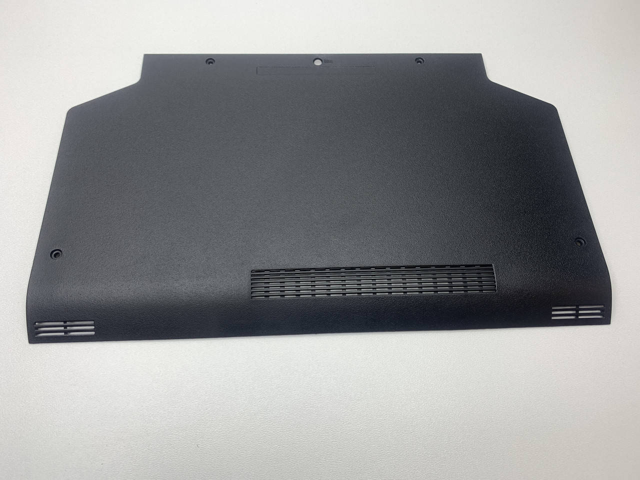 

Dell latitude E5520 Корпус E (Сервисный люк) нов