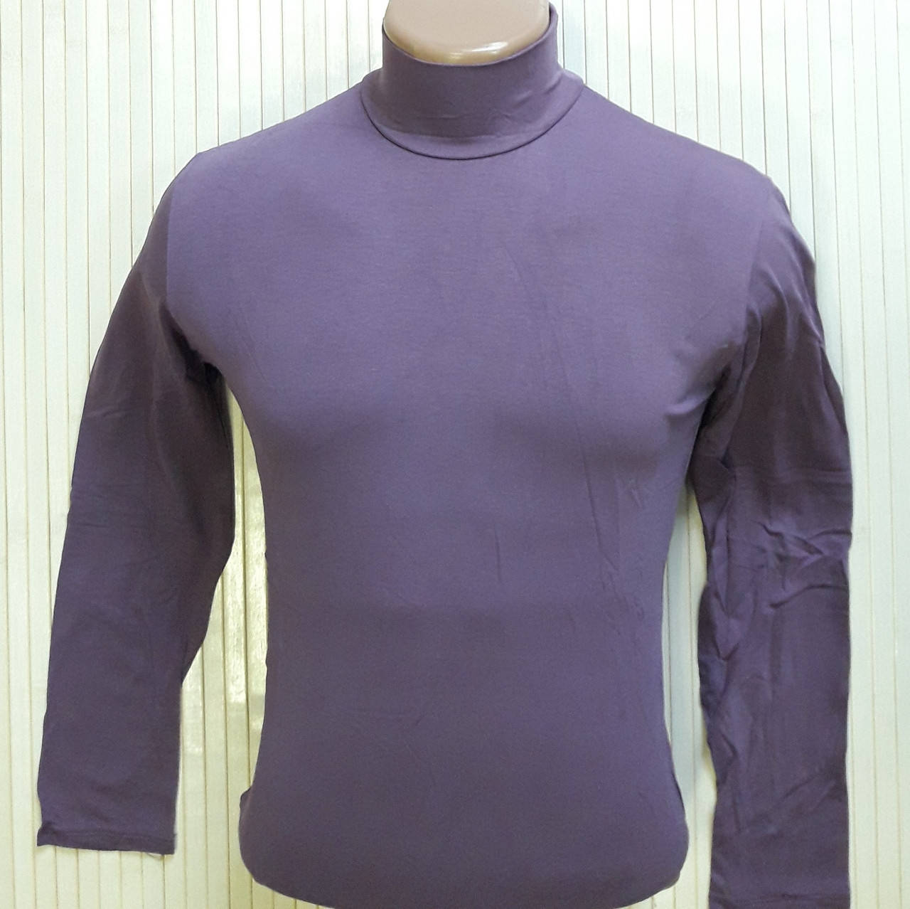 

Гольф (водолазка) мужской, вискоза, светло-фиолетовый