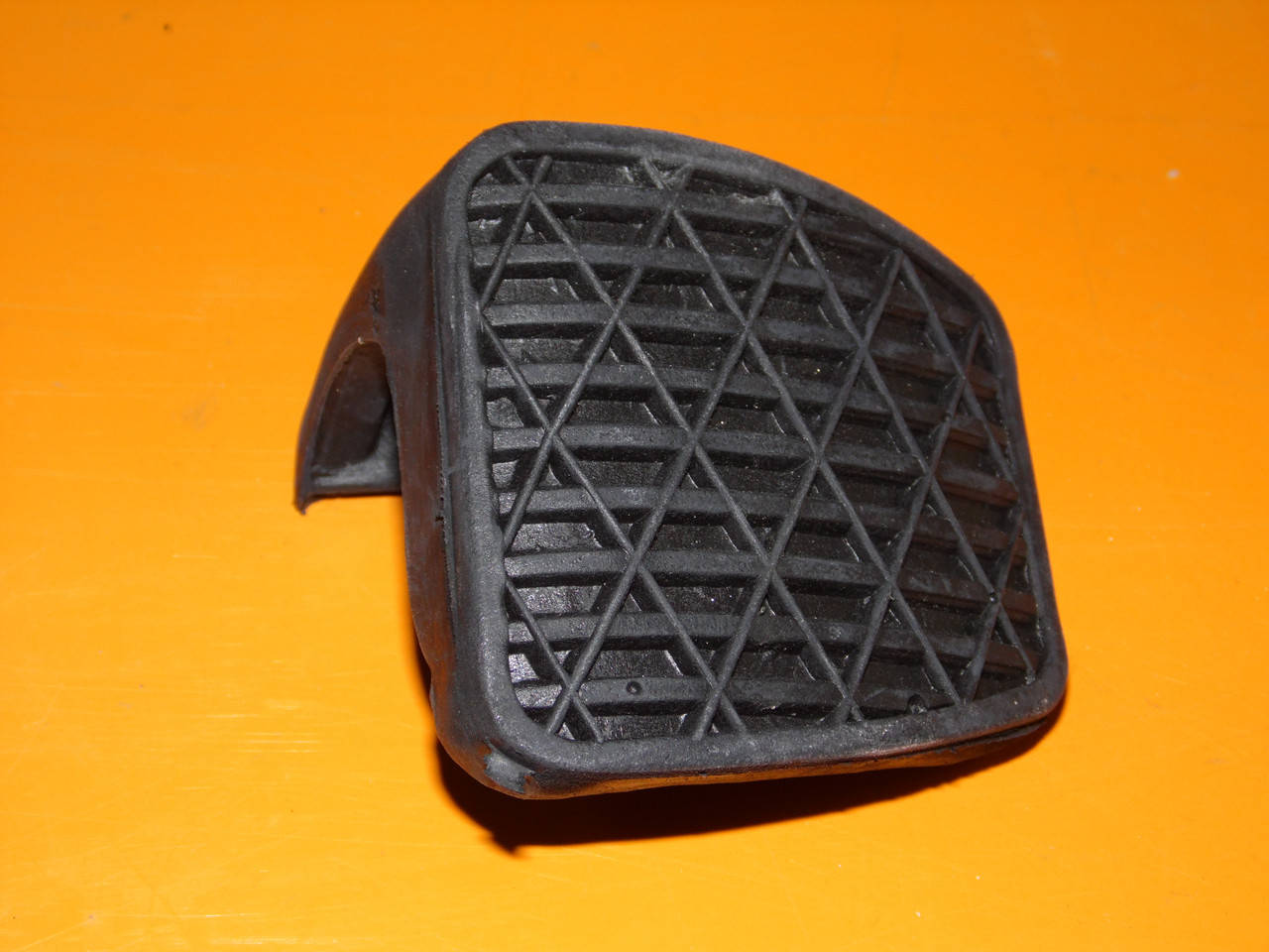 

Накладка на педаль тормоза Mercedes Benz clk sprinter vito Мерседес Бенц спринтер вито FEBI BILSTEIN 07534, Черный