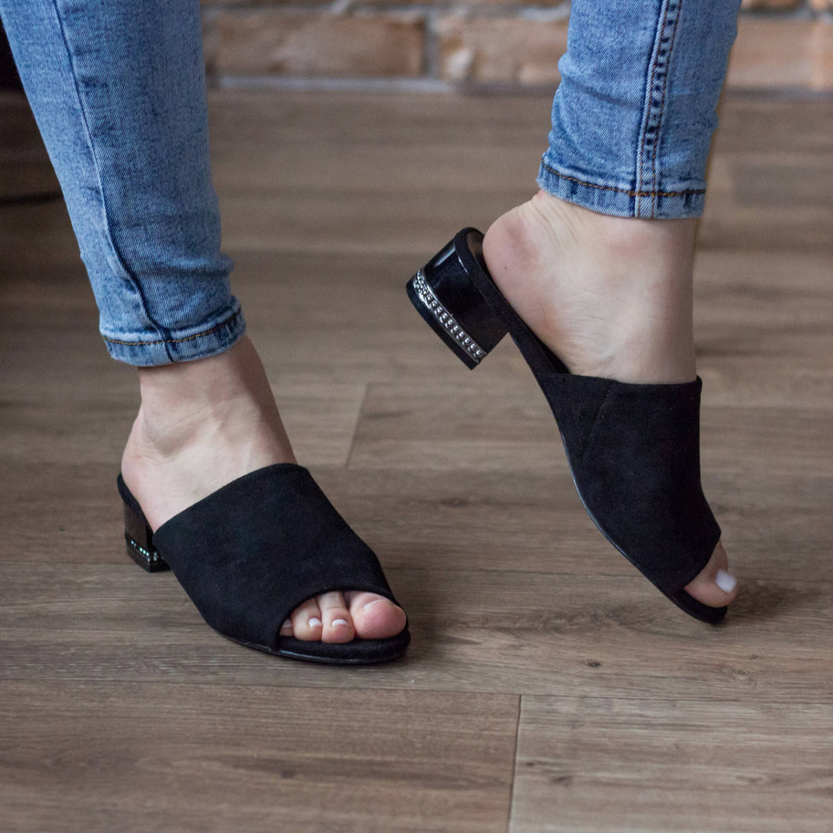 

Мюли женские Fashion Enigma 2780 40 размер 25,5 см Черный