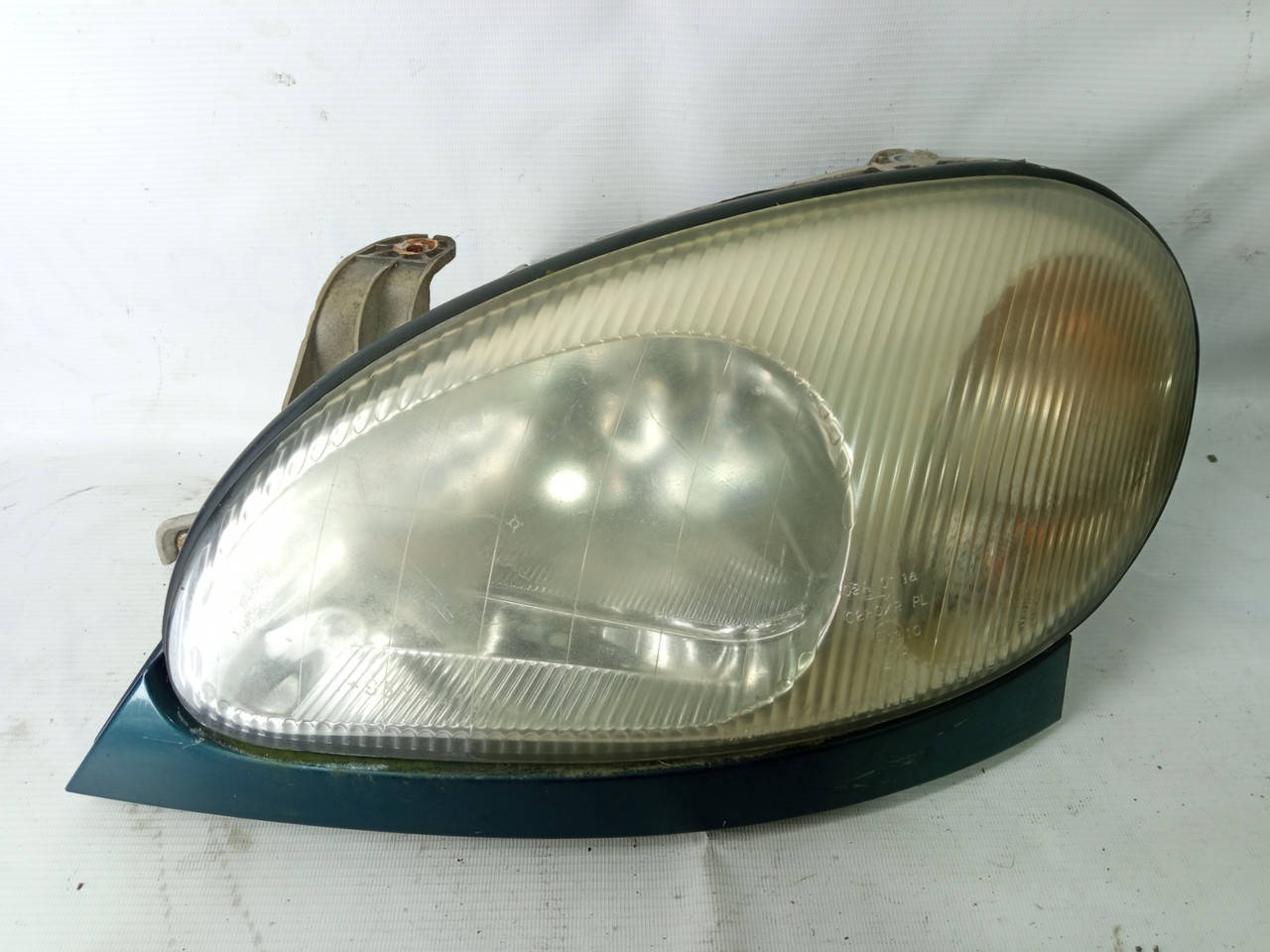 

Фара передняя левая Daewoo Lanos Sens 0301001089