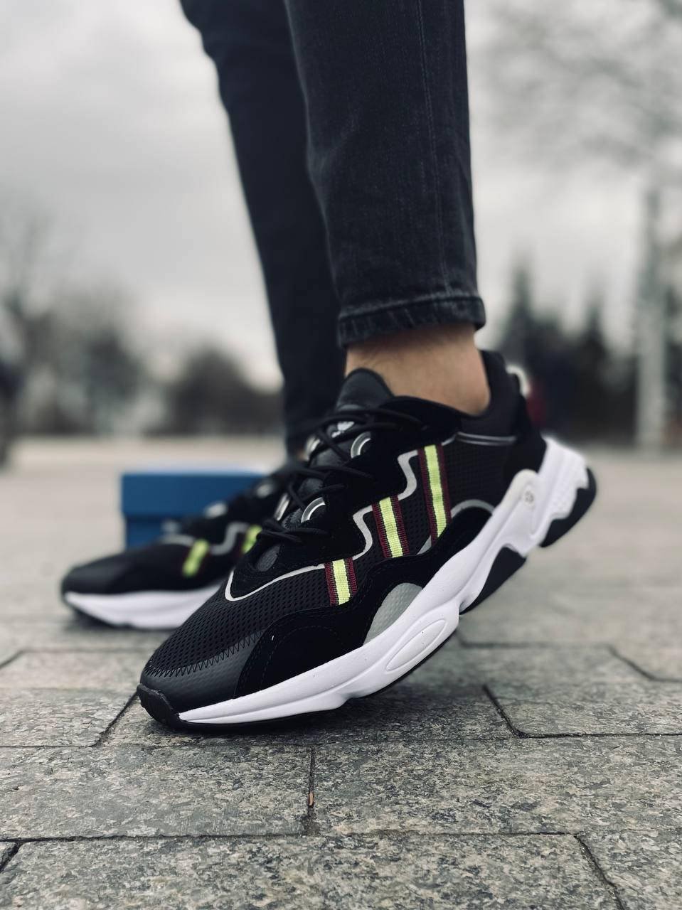 

Кроссовки мужские Adidas Ozweego, Черный