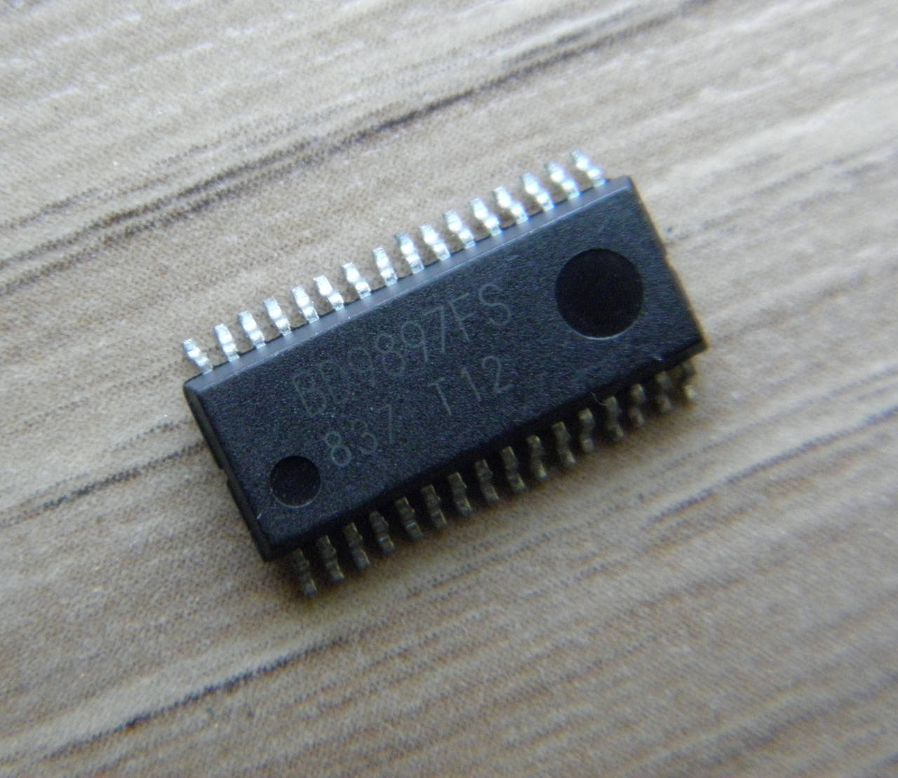 

Микросхема BD9897FS