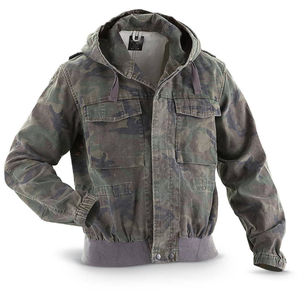 

Камуфляжная куртка с капюшоном. BLOUSON OESTERR. WOODLAND TARN
