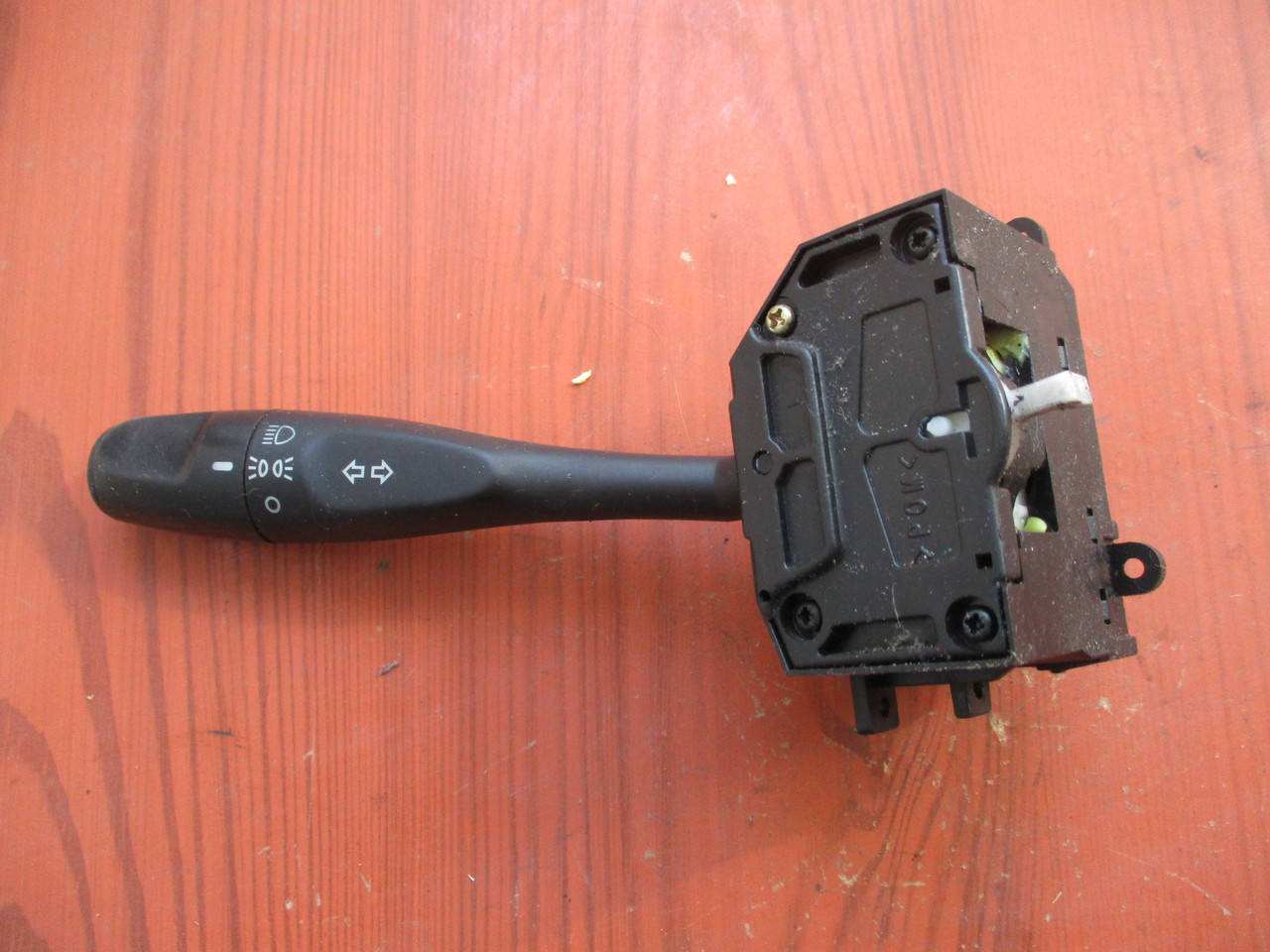 

Переключатель поворотников MR141715 998892 Spase Star 00-04r Mitsubishi