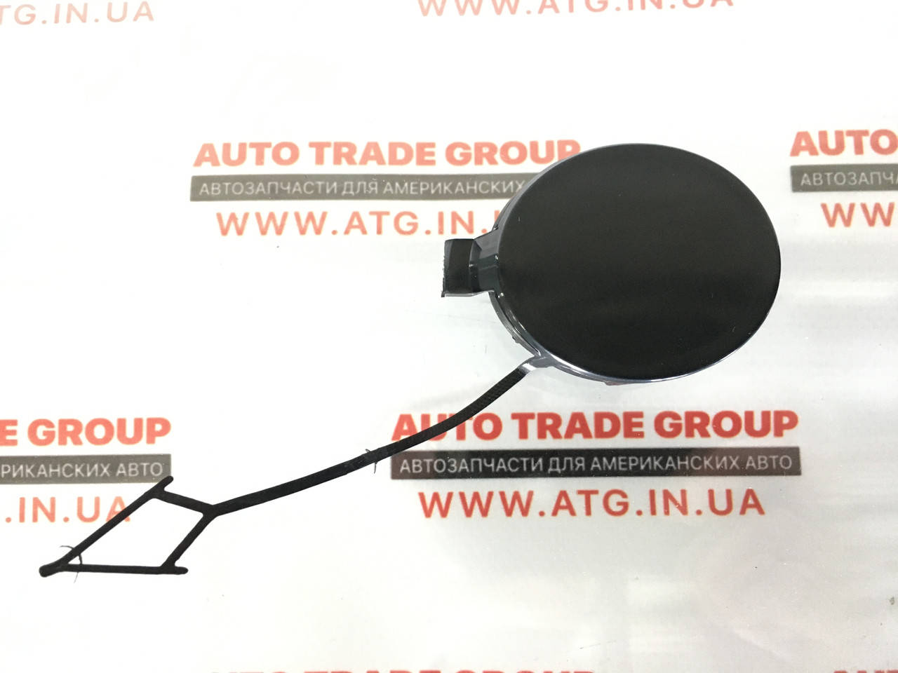 

Заглушка переднего бампера VW Passat b8 2017 неоригинал 3AA807155
