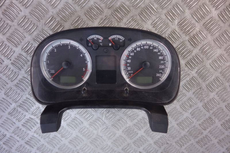 

Панель приборов ЧАСЫ VOLKSWAGEN GOLF IV Рестайл 1J5920826CX под заказ 2-4 дн