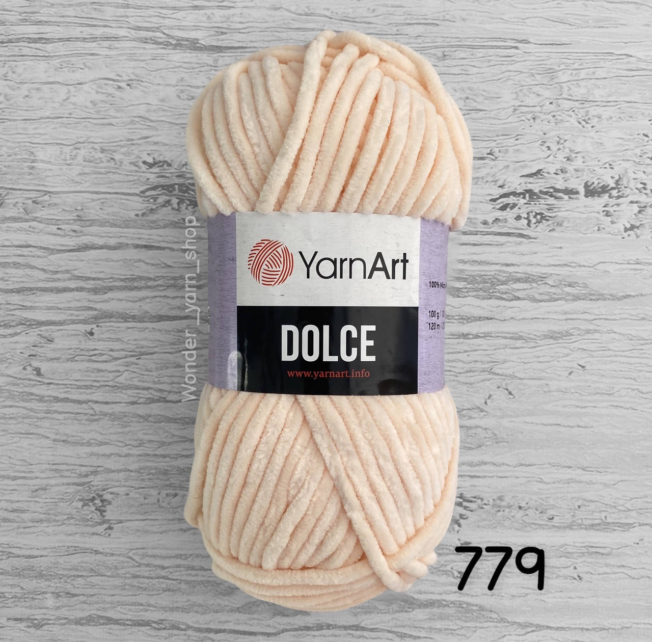 

Плюшевая пряжа YarnArt Dolce (ЯрнАрт Дольче) 779, йогурт