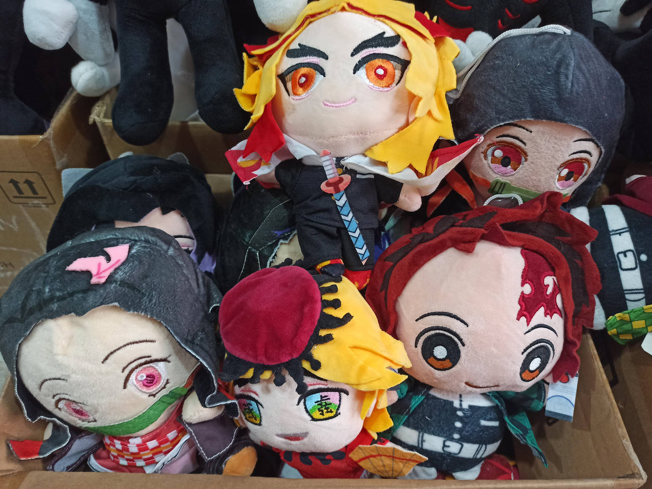 

Мягкая игрушка из аниме Клинок рассекающий демонов 20 см