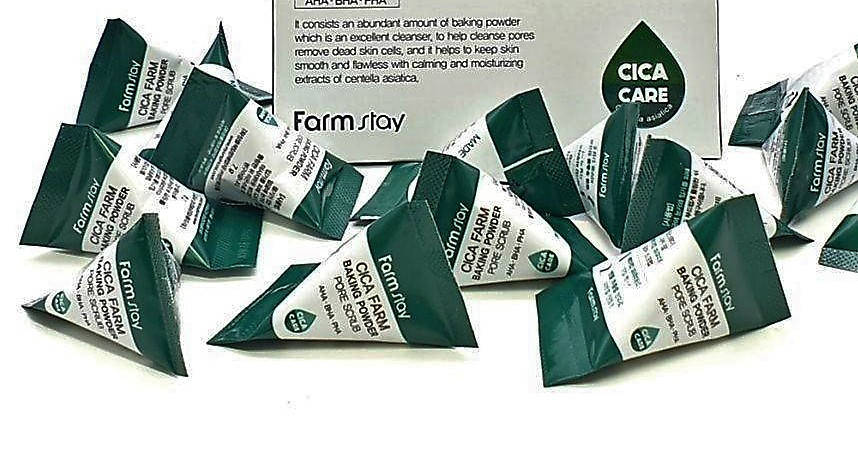 

Скраб с содой, кислотами и центеллой FarmStay Cica Farm Baking Powder Pore Scrub 7 г.