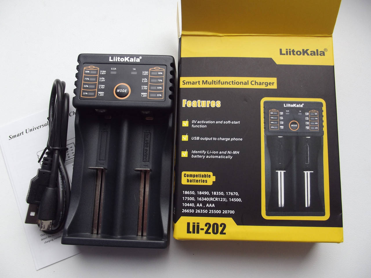 

Зарядное устройство с функцией PowerBank LiitoKala Lii-202 - универсальное