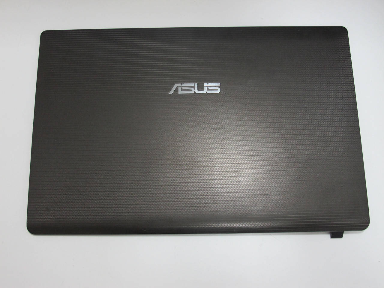 

Часть корпуса (Крышка матрицы) Asus K53B (NZ-4412)