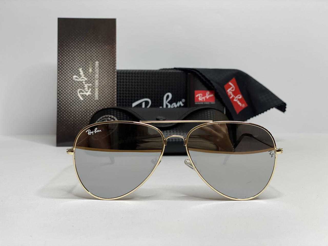 

Солнцезащитные очки Ray Ban Aviator 1019