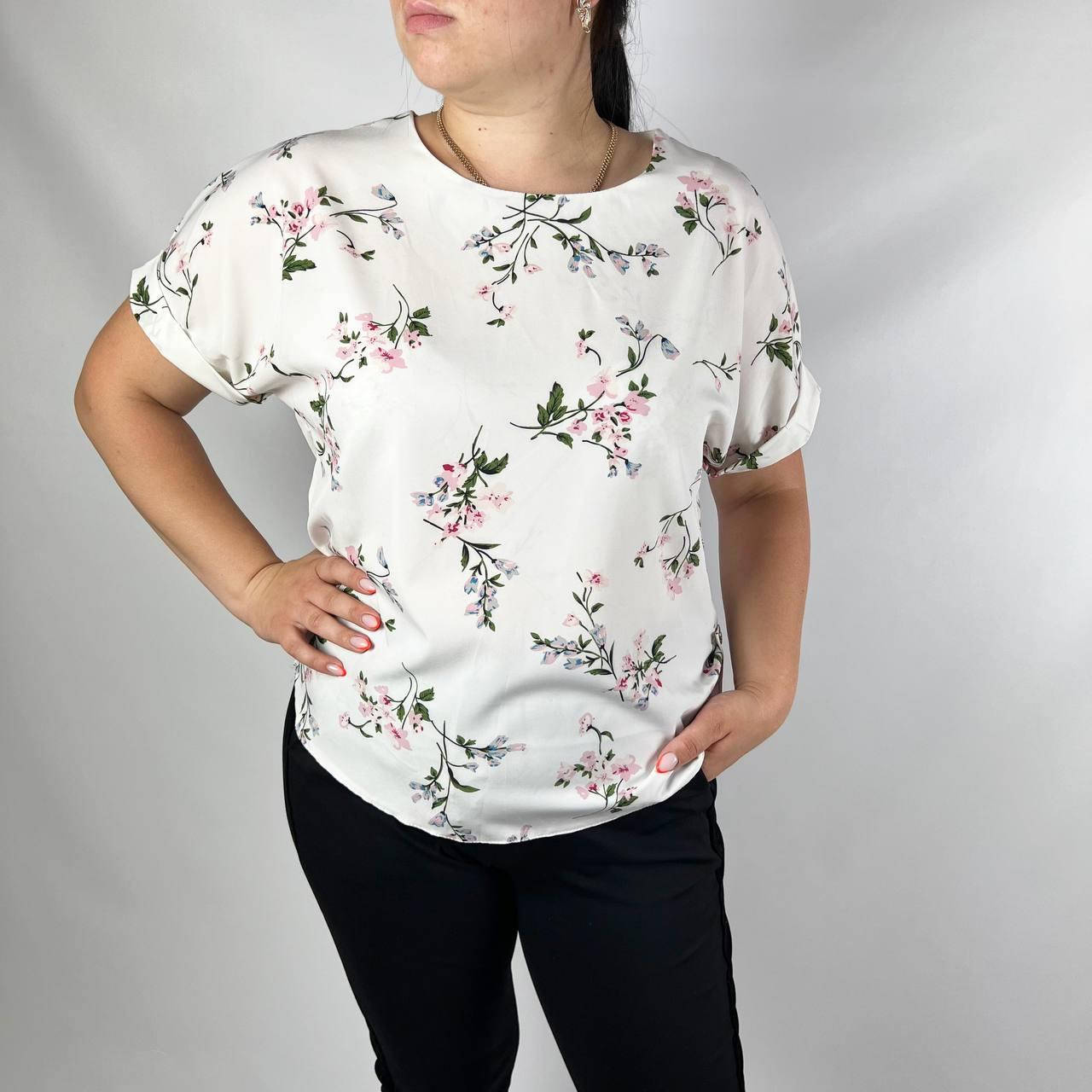 

Женская блузка батал софт размеры 54 56 58 60 женские блузки и туники, Молочный