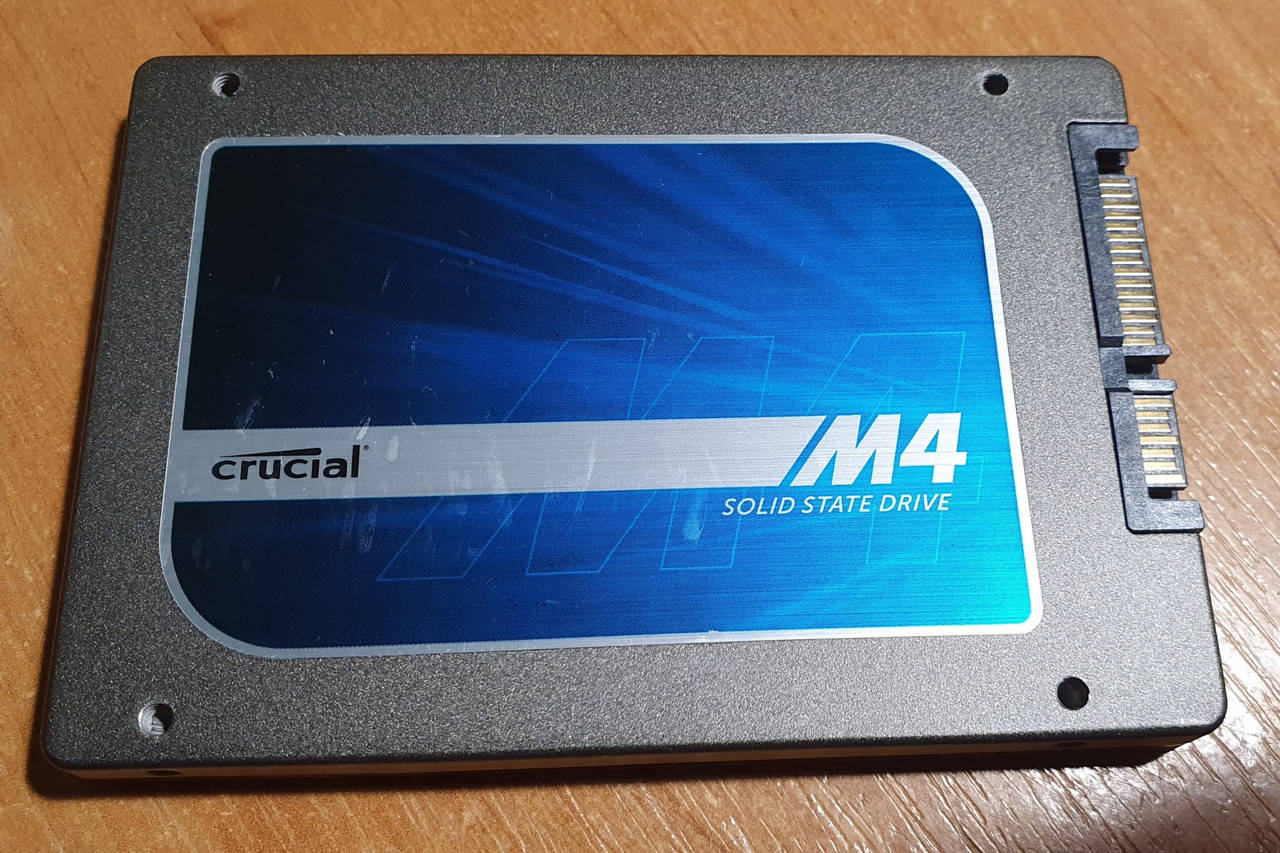 

SSD диск Crucial M4 64GB 2.5" SATAIII MLC (CT064M4SSD2)