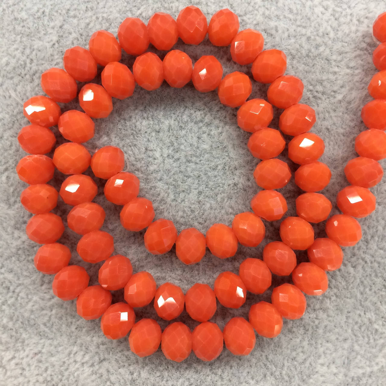 

Бусины на нитке Стекло рондель d=8мм цвет коралловый матовый (~70 бусины на на нитке)