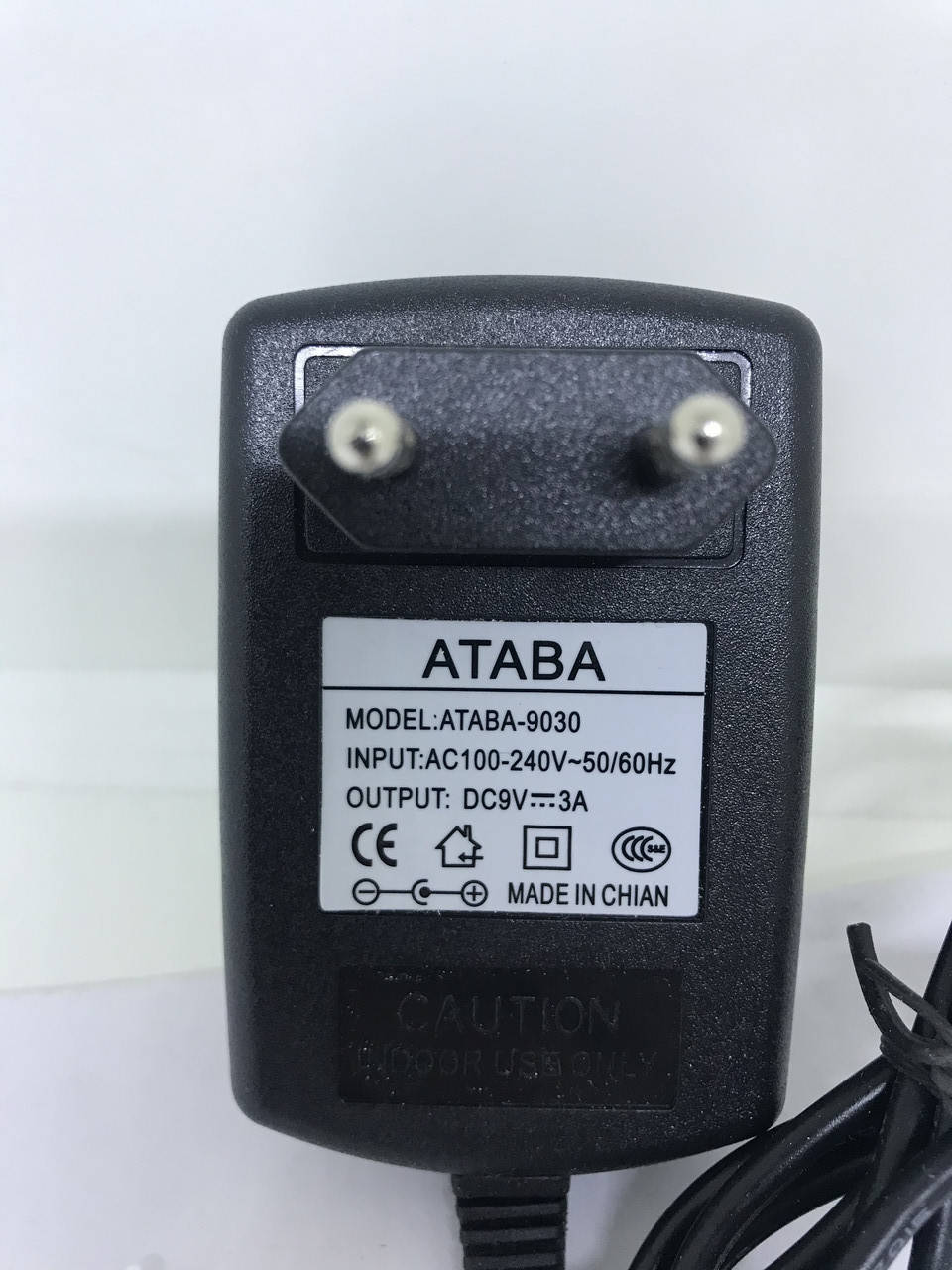 

Імпульсний блок живлення 9В 3А (27Вт) Ataba-9030 штекер 2.5*0.7mm довжина 0.9м, Черный