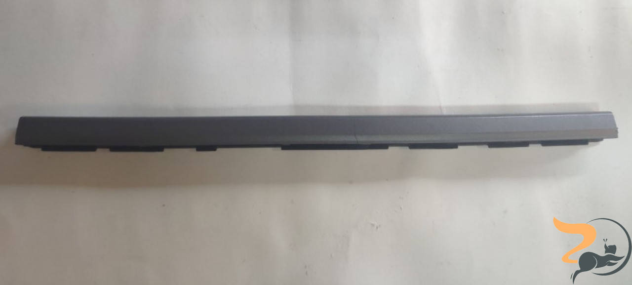 

Заглушки завіс для ноутбука Asus Zenbook UX430U, 14", 13NB0EC1P05111, Б/В.
