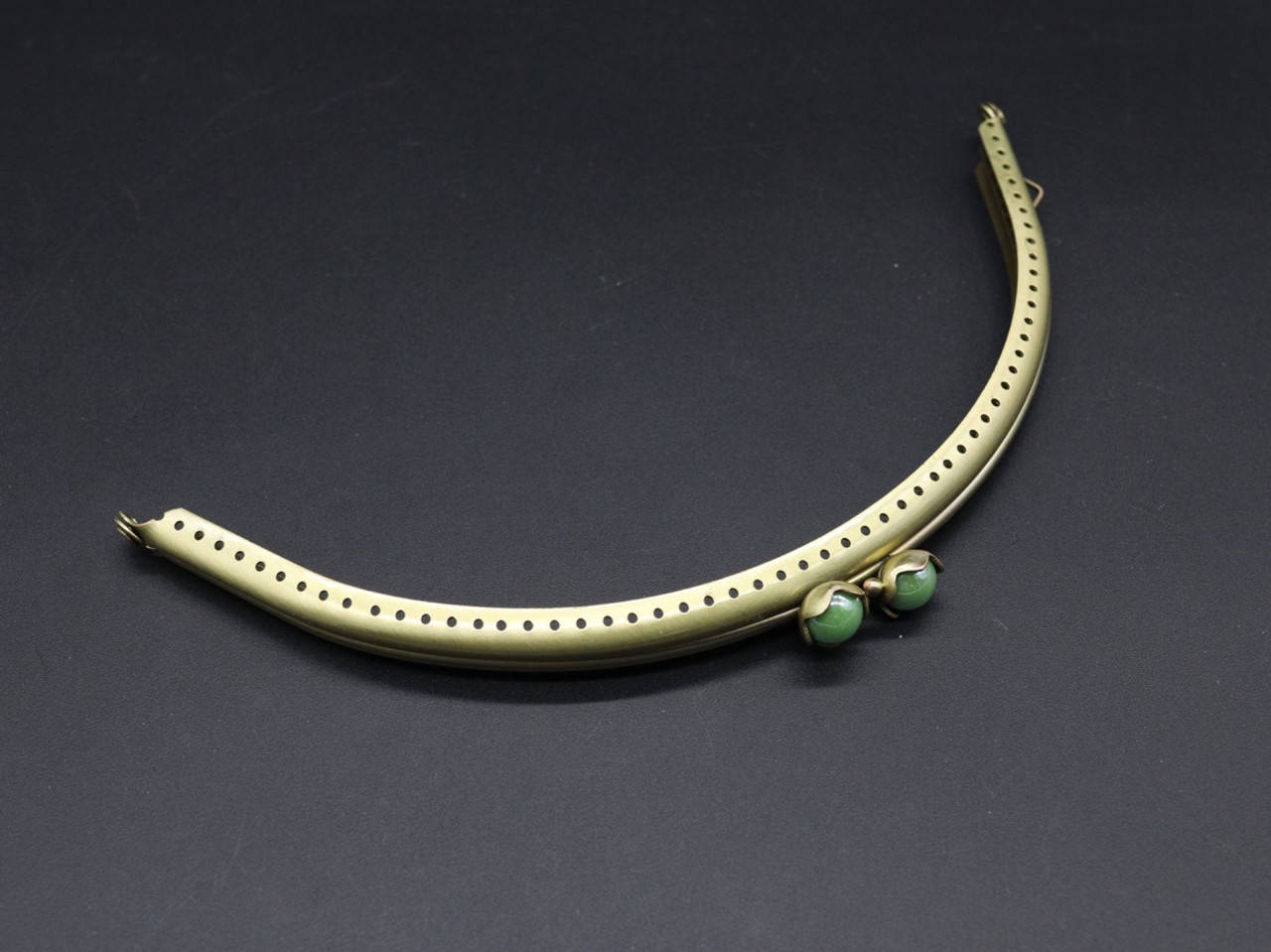 

Фермуар. Цвет "антик". 18см.