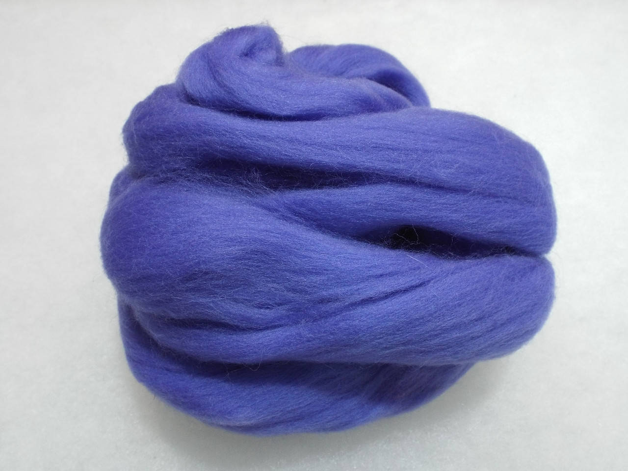 

Шерсть для валяния 469 Ультрамарин (22м) / "Чарівна Ніч", Синий