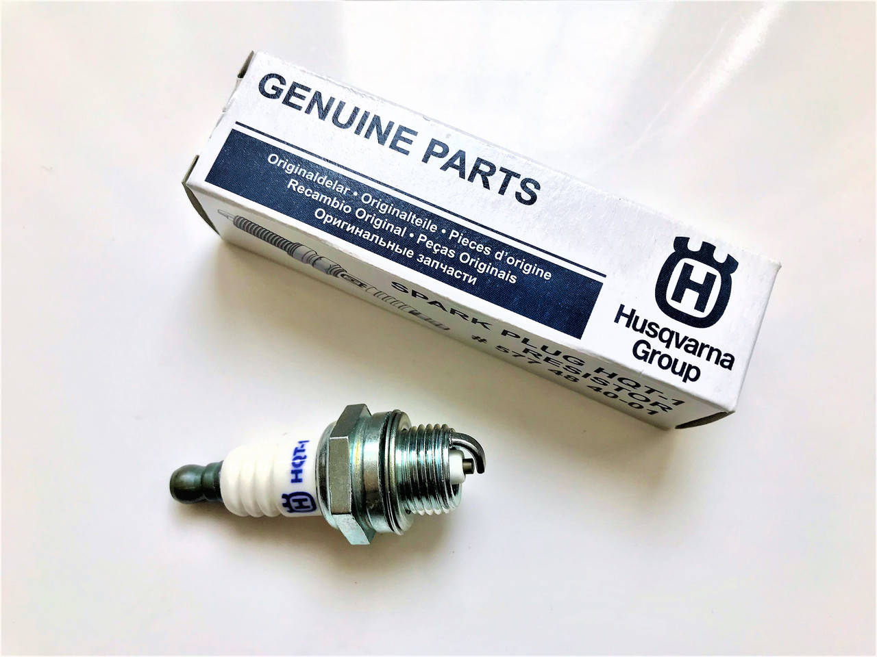

Свеча зажигания Husqvarna HQT-2 (5907101-01)