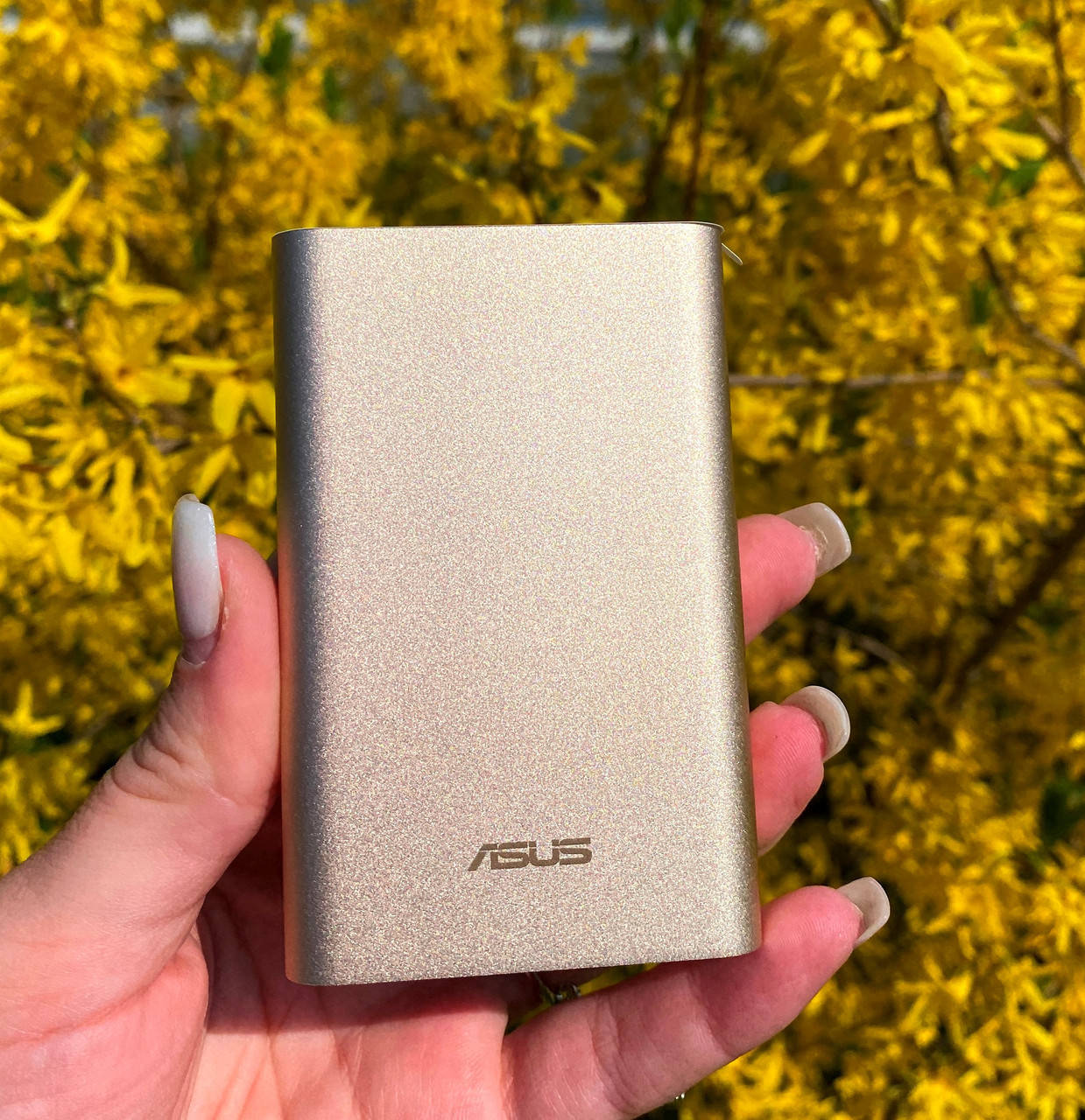

Павербанк Power bank ASUS ZenPower 10050mAh золотистый, оригинал