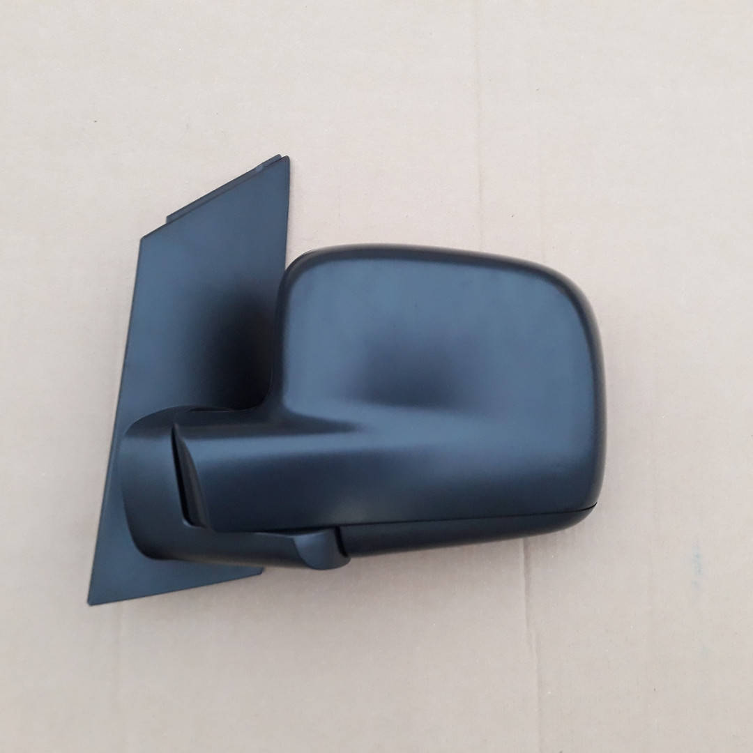 

Левое зеркало Volkswagen Caddy с 2004 года.