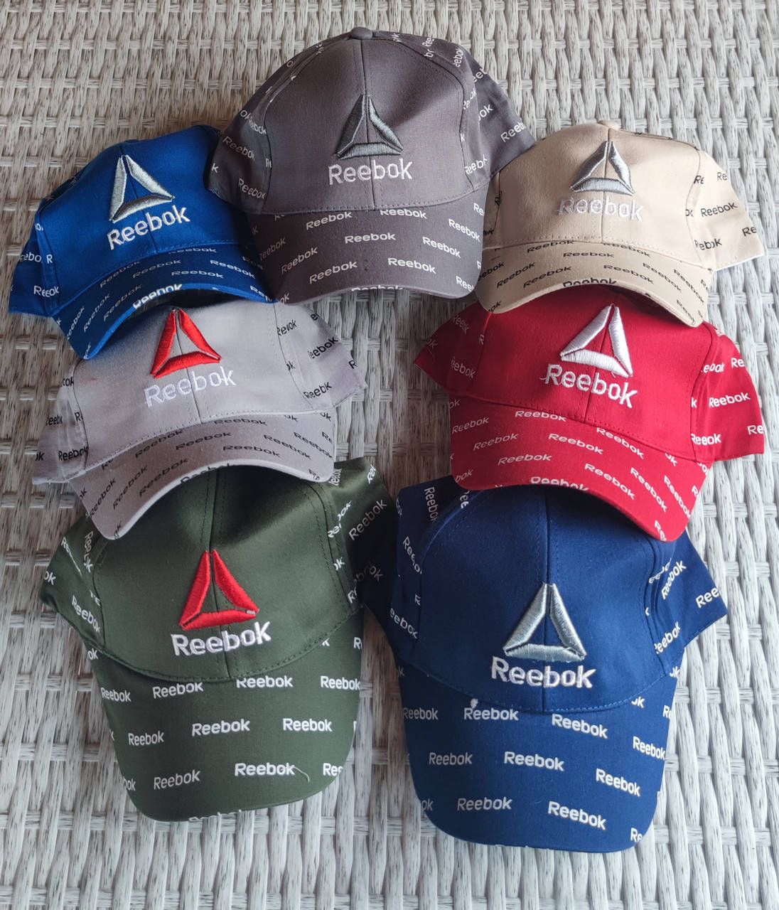 

Бейсболка Reebok 54