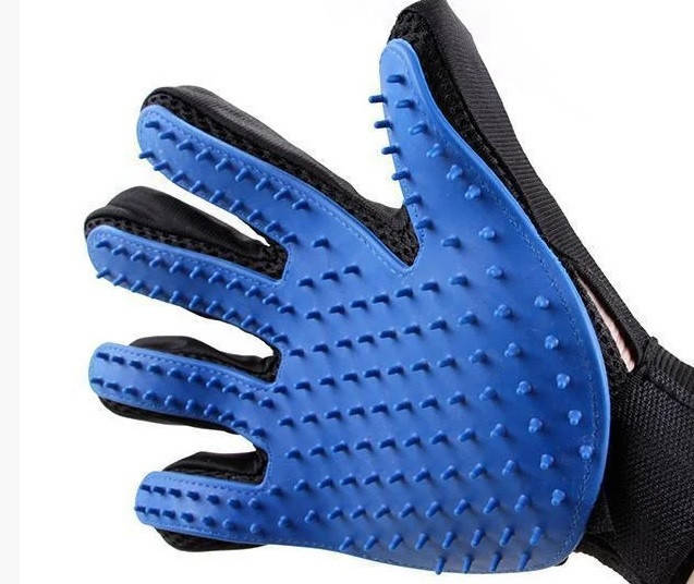 

Перчатка для вычесывания шерсти True Touch