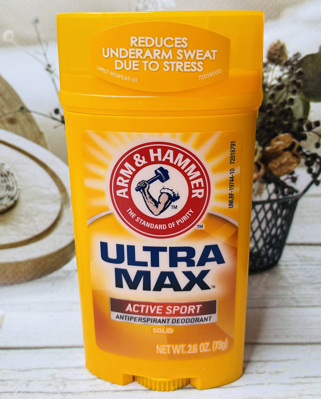 

Твердый дезодорант ARM and HAMMER Active Sport унисекс